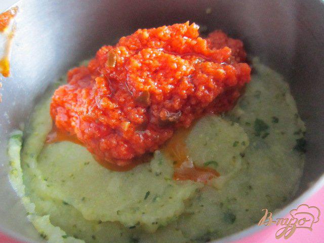 Фото приготовление рецепта: Рыбное филе на овощной подушке шаг №4