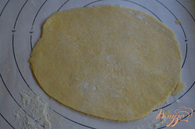 Фото приготовление рецепта: Пряный итальянский пирог шаг №2