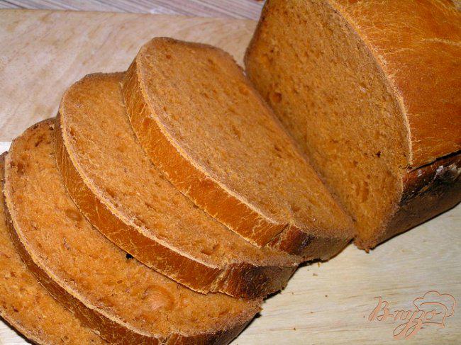 Фото приготовление рецепта: Томатный хлеб с паприкой шаг №5