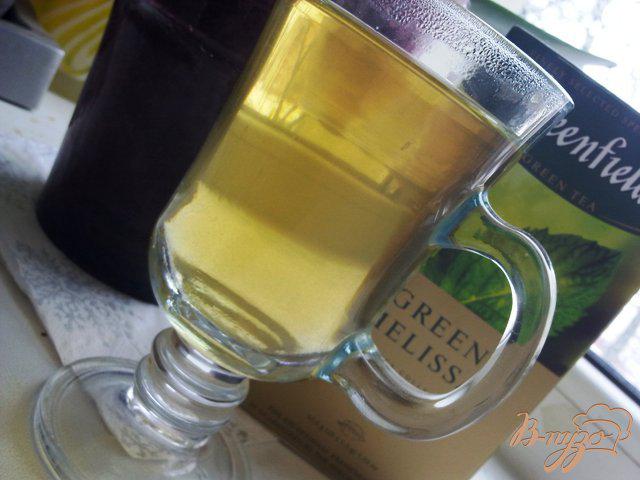Фото приготовление рецепта: Заленый чай с имбирем и лимоном шаг №2