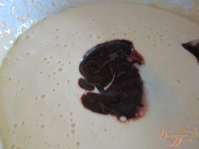 Фото приготовление рецепта: Moeulleux двойной шоколад шаг №4