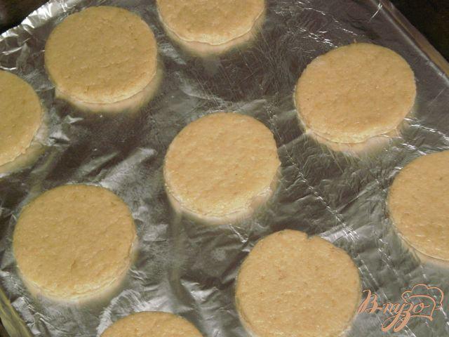 Фото приготовление рецепта: Овсяное печенье с корицей шаг №5