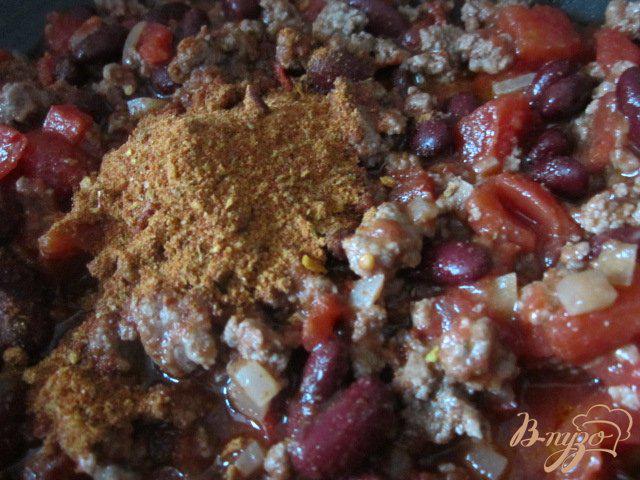 Фото приготовление рецепта: Чили кон корне   (Chili con carne) шаг №5