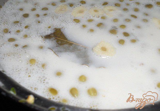 Фото приготовление рецепта: Сырный суп шаг №5