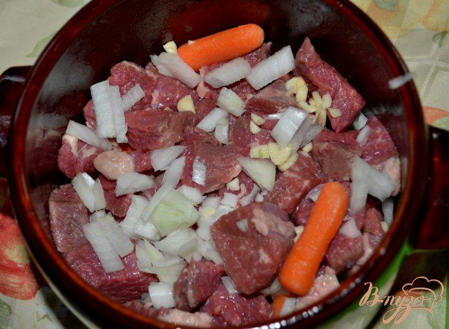 Фото приготовление рецепта: Тушеное мясо по-корейски шаг №1