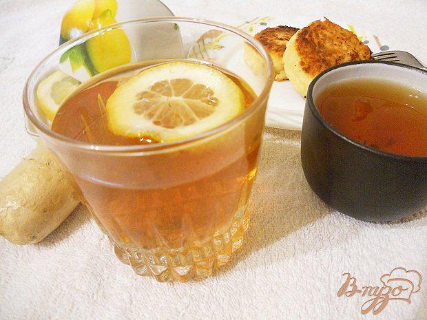 Фото приготовление рецепта: Чай с розмарином, лавандой и имбирем шаг №4