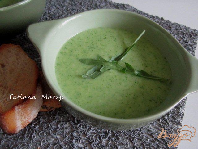 Фото приготовление рецепта: Кабачковый суп с рукколой шаг №5