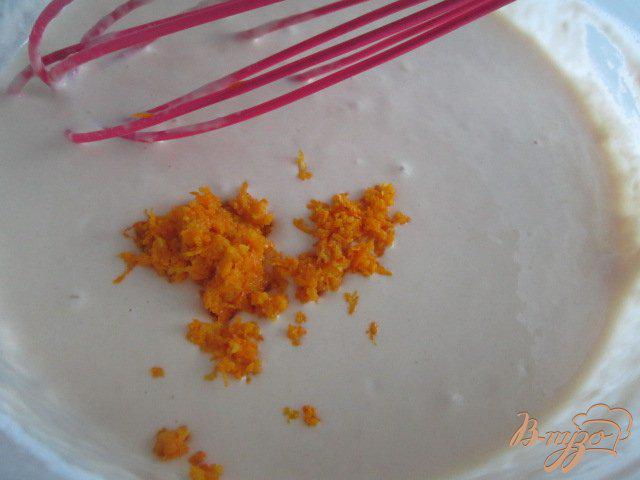 Фото приготовление рецепта: Апельсиновые крампеты (Crumpets) шаг №1