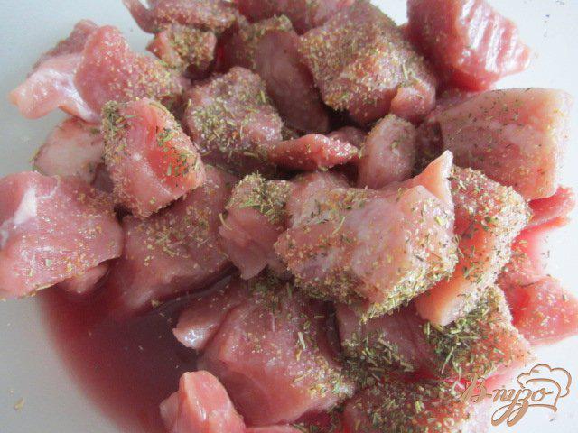Фото приготовление рецепта: Рагу из свинины и сладкого картофеля. шаг №1