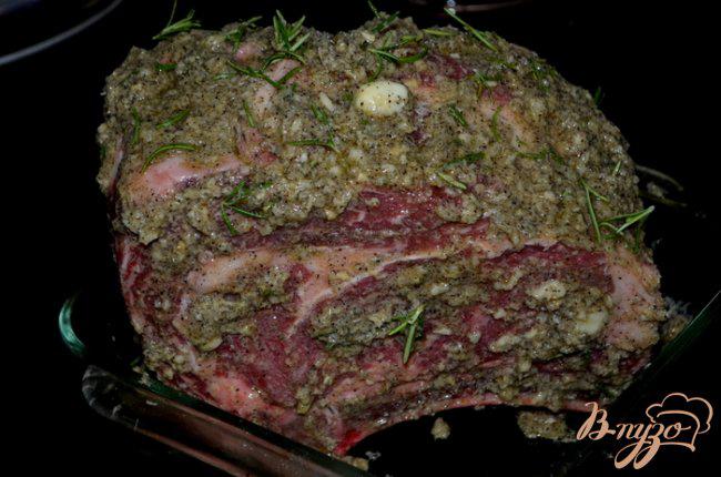 Фото приготовление рецепта: Корейка говяжья с хреновой корочкой шаг №2