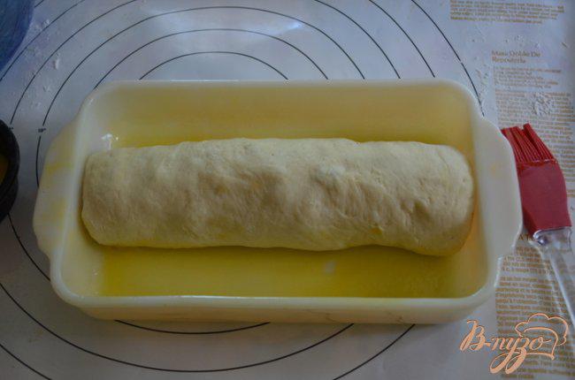 Фото приготовление рецепта: Домашний хлеб с корицей шаг №7