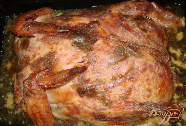 Фото приготовление рецепта: Курица фаршированная шаг №8