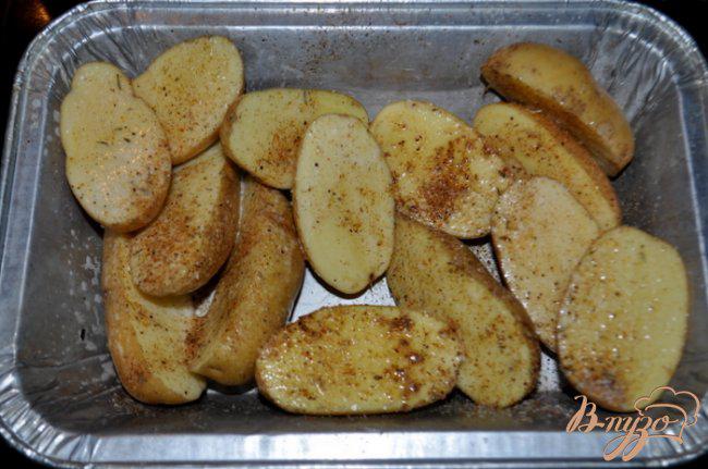 Фото приготовление рецепта: Картофель молодой с солью из приправ шаг №2