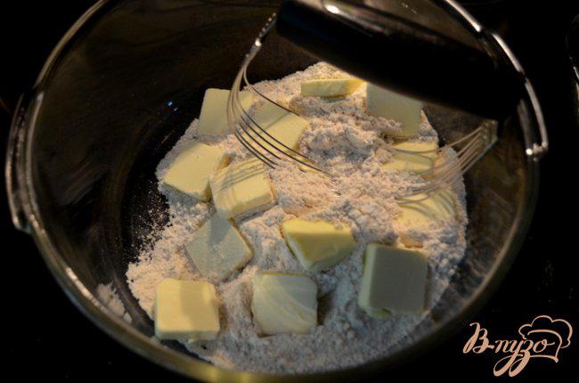Фото приготовление рецепта: Ванильные кексы с крошкой шаг №2