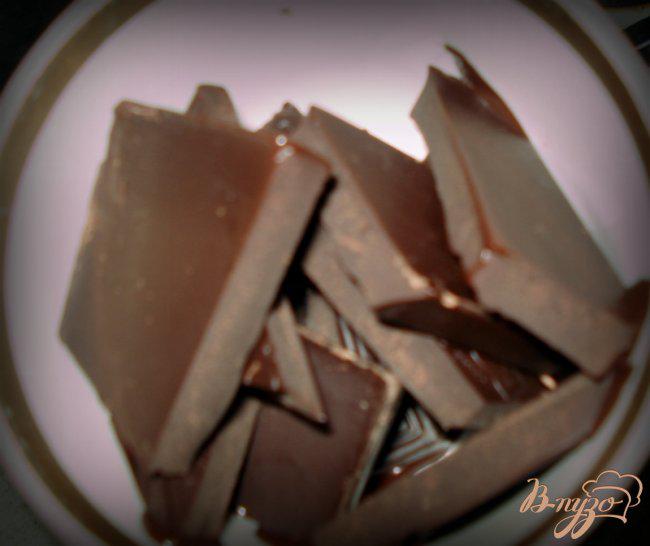 Фото приготовление рецепта: Сырок в шоколаде шаг №1