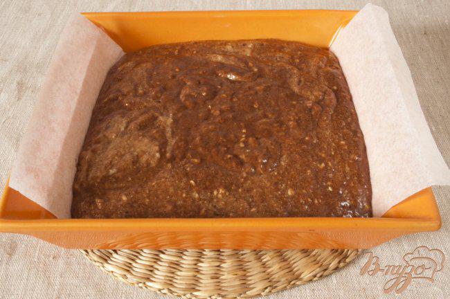 Фото приготовление рецепта: Шоколадный пирог с фундуком шаг №8