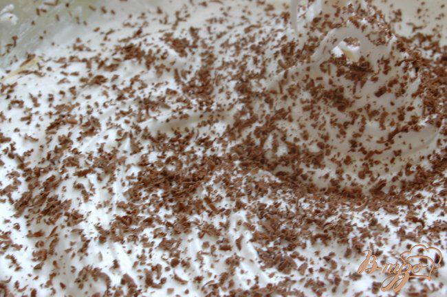 Фото приготовление рецепта: Меренги с тертым шоколадом шаг №4