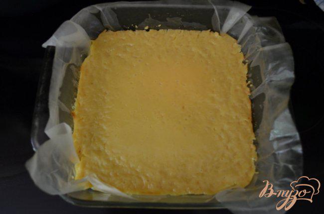 Фото приготовление рецепта: Кремовые лимонные квадратики шаг №6