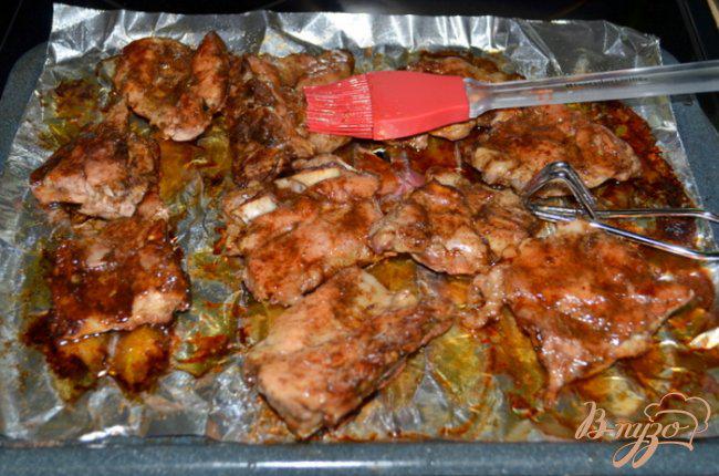 Фото приготовление рецепта: Риблет свиной с медовой глазурью шаг №6