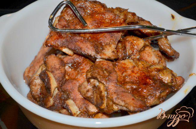 Фото приготовление рецепта: Риблет свиной с медовой глазурью шаг №7