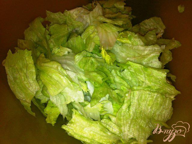 Фото приготовление рецепта: Легкий салат с мясом гриль шаг №7