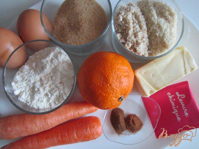 Фото приготовление рецепта: Английский морковный кекс шаг №1