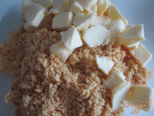 Фото приготовление рецепта: Йогуртово-ананасовый тортик шаг №2