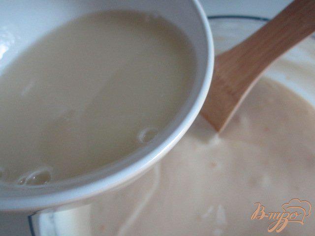 Фото приготовление рецепта: Йогуртово-ананасовый тортик шаг №7