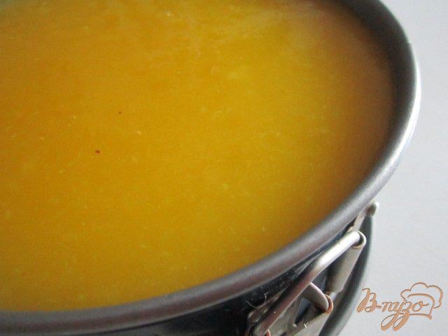 Фото приготовление рецепта: Йогуртово-ананасовый тортик шаг №11