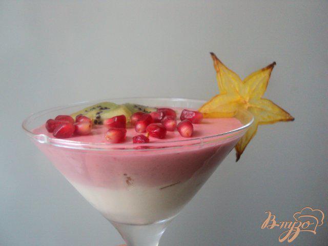 Фото приготовление рецепта: Сливочно-ягодный десерт шаг №6