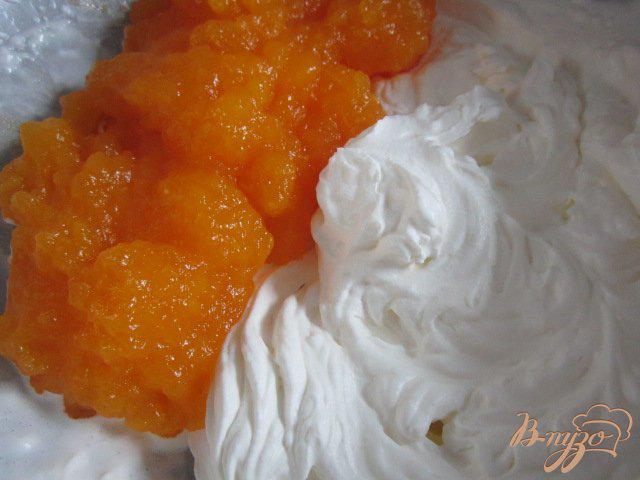 Фото приготовление рецепта: Десерт с апельсиновым муссом шаг №5