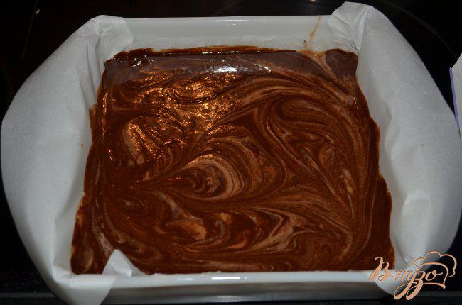 Фото приготовление рецепта: Брауни с арахисовым маслом шаг №4