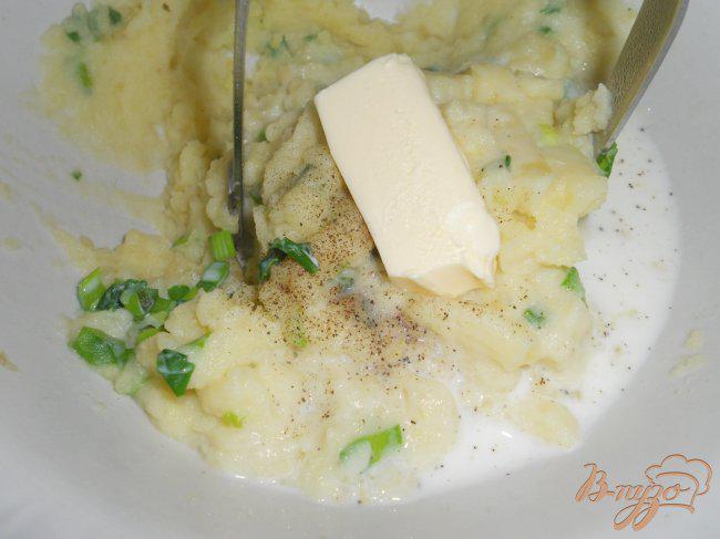 Фото приготовление рецепта: Чамп - картофельное пюре по португальски шаг №3