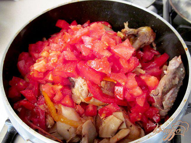 Фото приготовление рецепта: Курица по-болгарски шаг №8