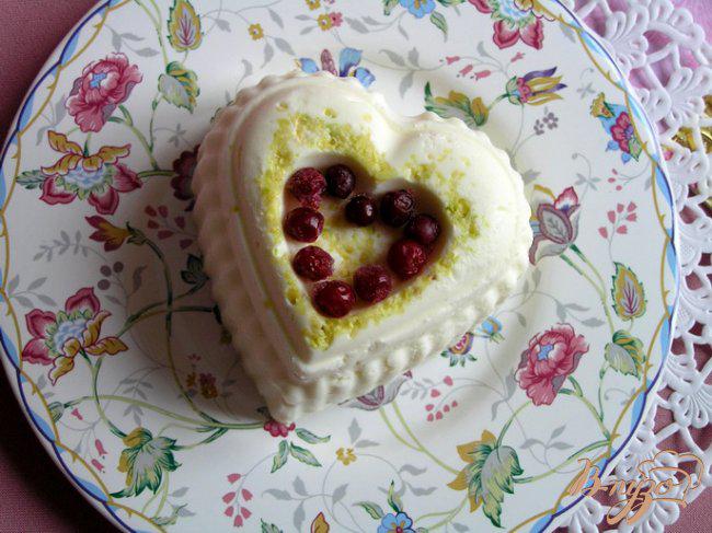 Фото приготовление рецепта: Пирожное «Любящее сердце» шаг №16
