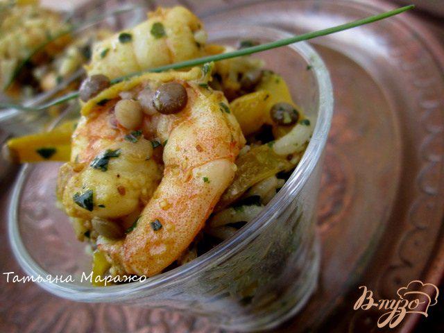 Фото приготовление рецепта: Индийский салат с креветками шаг №7