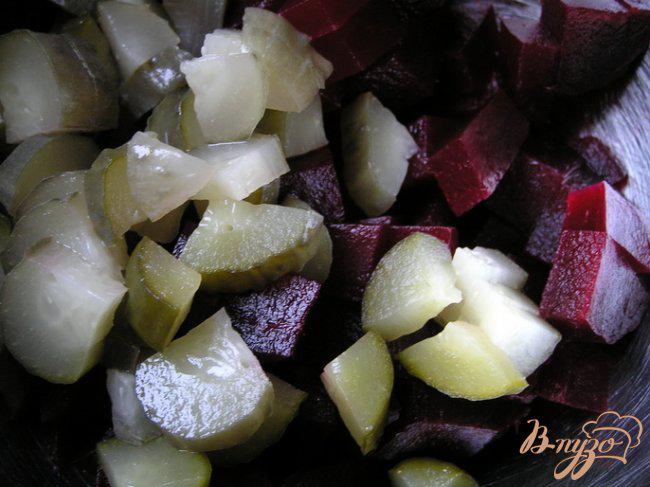 Фото приготовление рецепта: Свекольный фьюжн-салат с запеченной свининой и курагой шаг №1