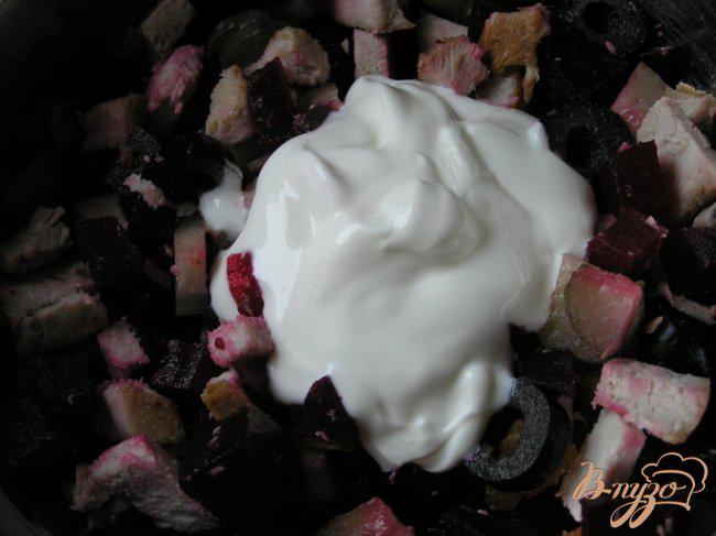 Фото приготовление рецепта: Свекольный фьюжн-салат с запеченной свининой и курагой шаг №6