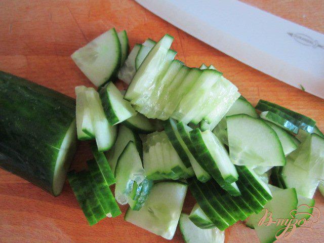 Фото приготовление рецепта: Овощной салат со свежей сладкой кукурузой шаг №2