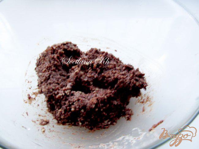 Фото приготовление рецепта: Шоколадно-ореховое печенье без муки шаг №3