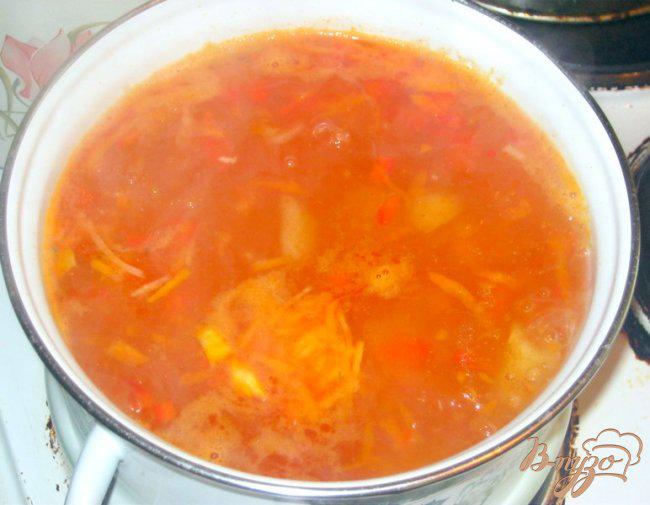 Фото приготовление рецепта: Суп с «улитками» шаг №6