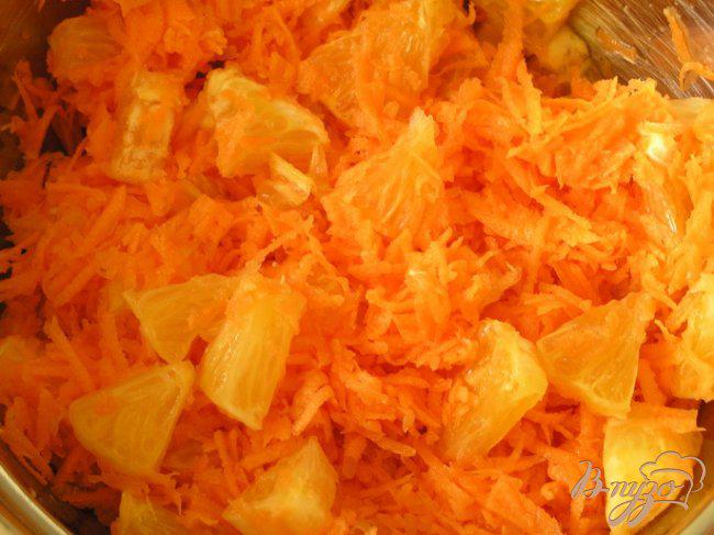 Фото приготовление рецепта: Лимоны с морковным салатом шаг №5