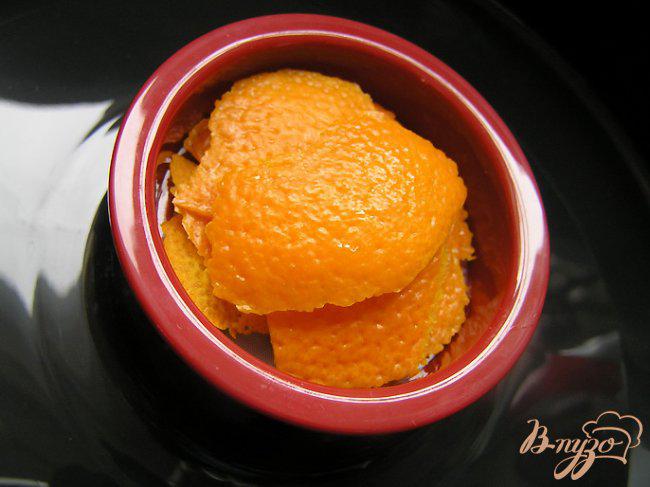 Фото приготовление рецепта: Рисовый пудинг в кокосовых сливках с грушей, апельсиновым соусом и кедровыми орешками шаг №1