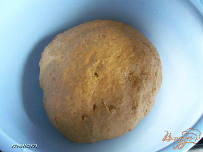 Фото приготовление рецепта: Ржано-пшеничный хлеб с кабачковой икрой шаг №3