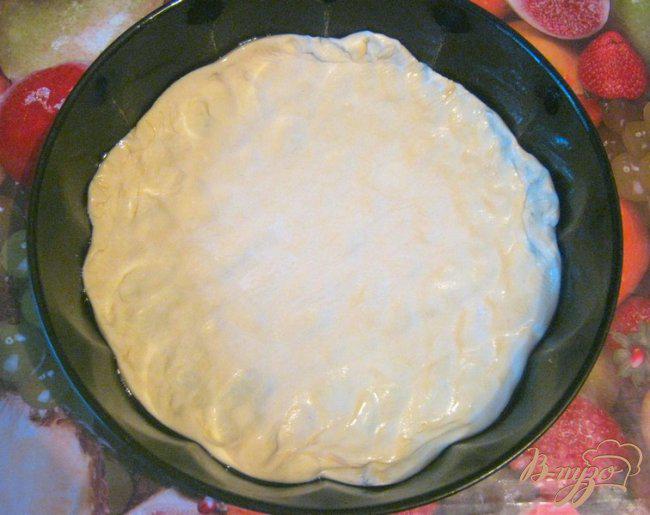 Фото приготовление рецепта: Слоёный пирог с сыром шаг №1