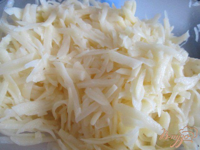 Фото приготовление рецепта: Тортилья из картофеля с грибами и гусиным паштетом шаг №2