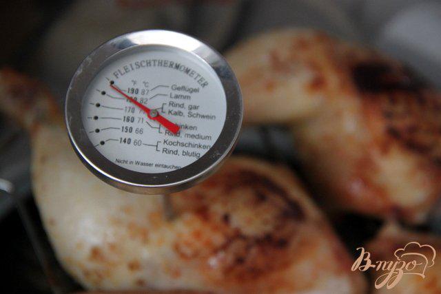 Фото приготовление рецепта: Куриные окорочка в в горчично-винном соусе шаг №6