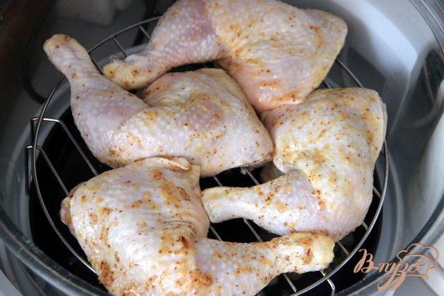 Фото приготовление рецепта: Куриные окорочка в в горчично-винном соусе шаг №5