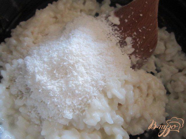Фото приготовление рецепта: Рисово-кокосовый тимбаль с манго шаг №3