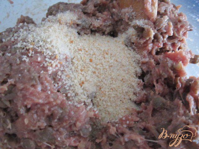 Фото приготовление рецепта: Чечевично-мясные котлетки шаг №3